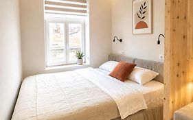 Romantic Apartments - Near Rynok Squere